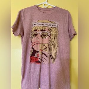 Pink Graphic Tshirt small